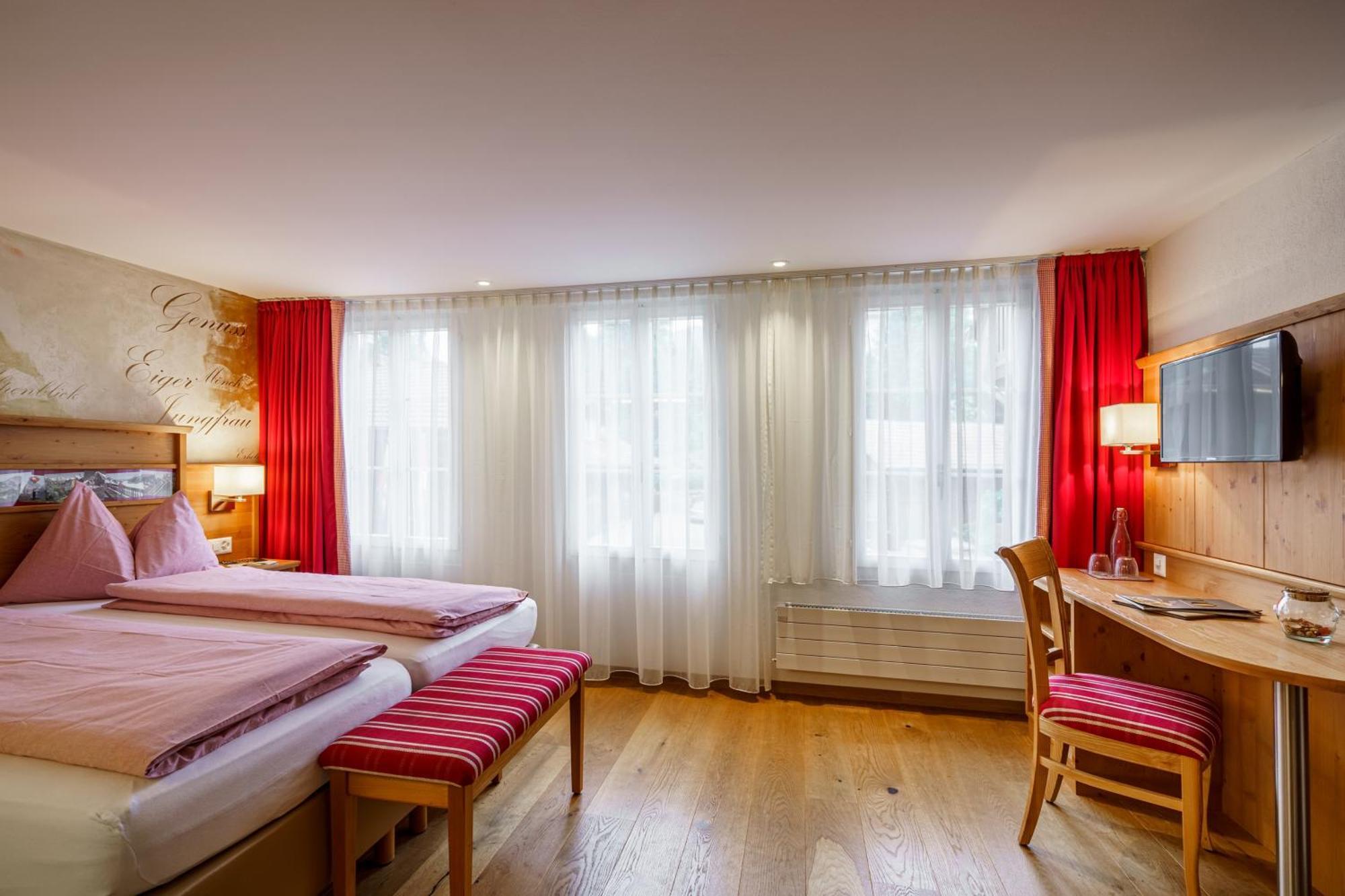 Alpenblick Hotel & Restaurant Wilderswil By Interlaken Room photo