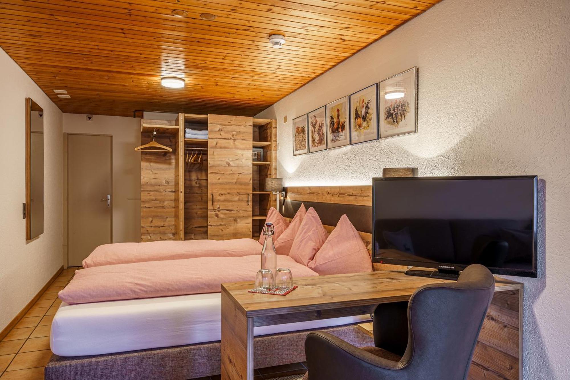 Alpenblick Hotel & Restaurant Wilderswil By Interlaken Room photo